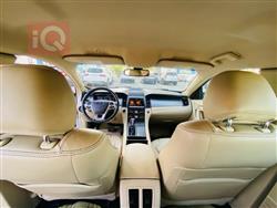 Ford Taurus